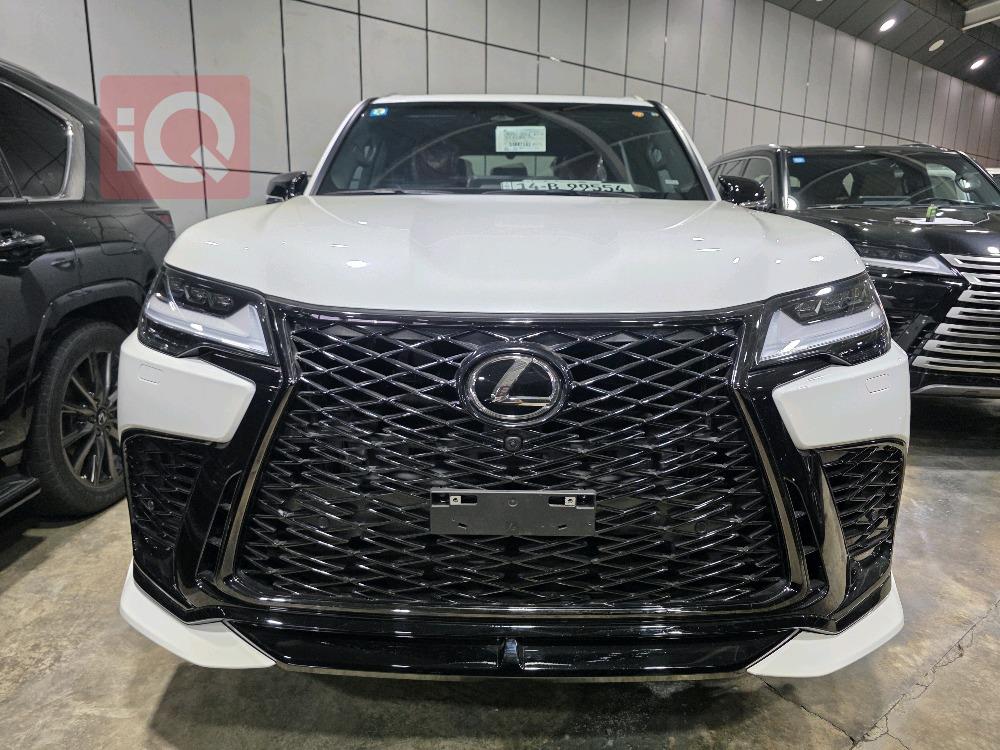 Lexus LX